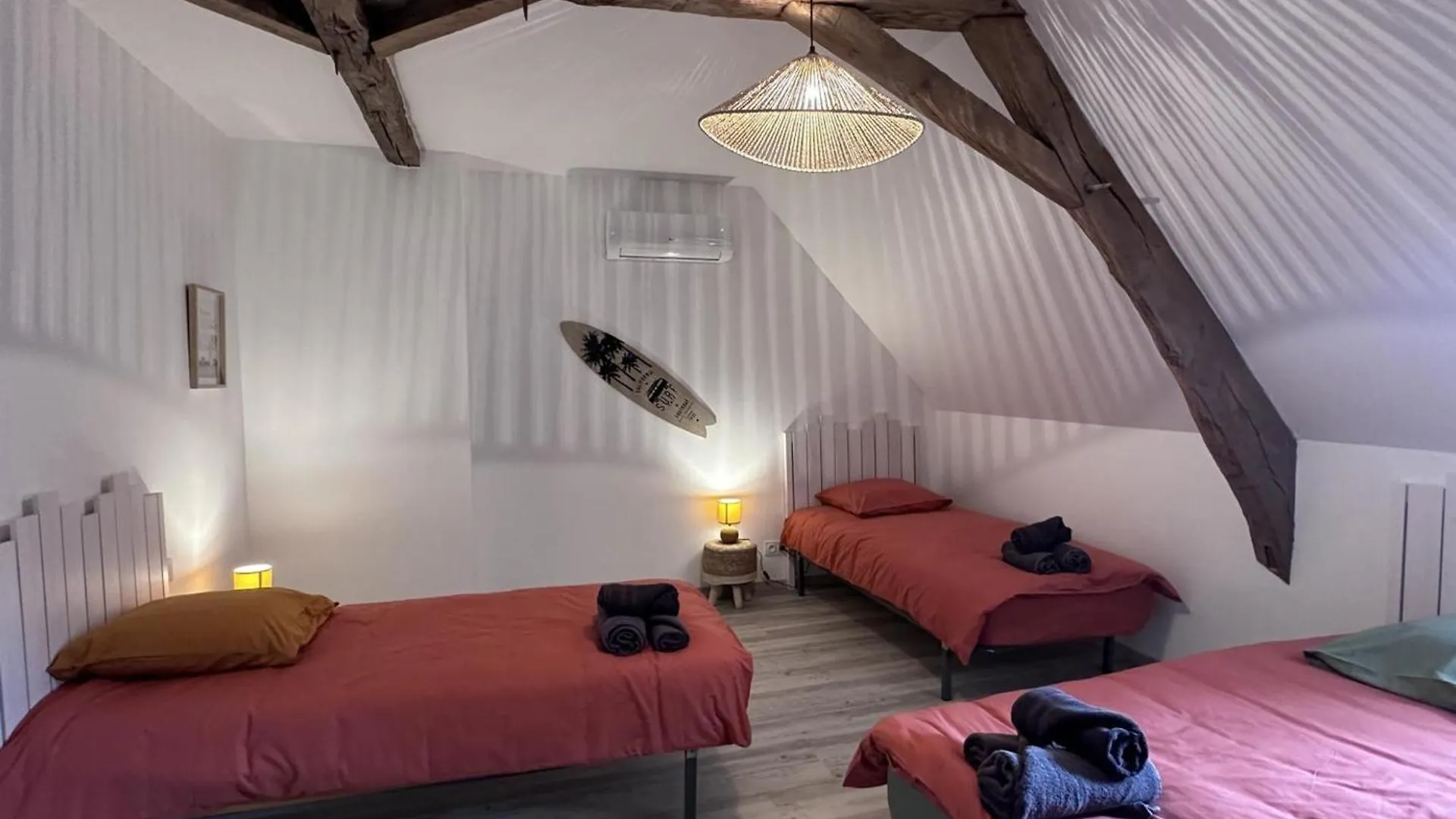 Gite Rustique Renove Avec Jeux Pour Enfants, Climatisation Et Jardin Privatif A Rocles - Fr-1-489-546 0*, Rocles (Ardeche) Франция